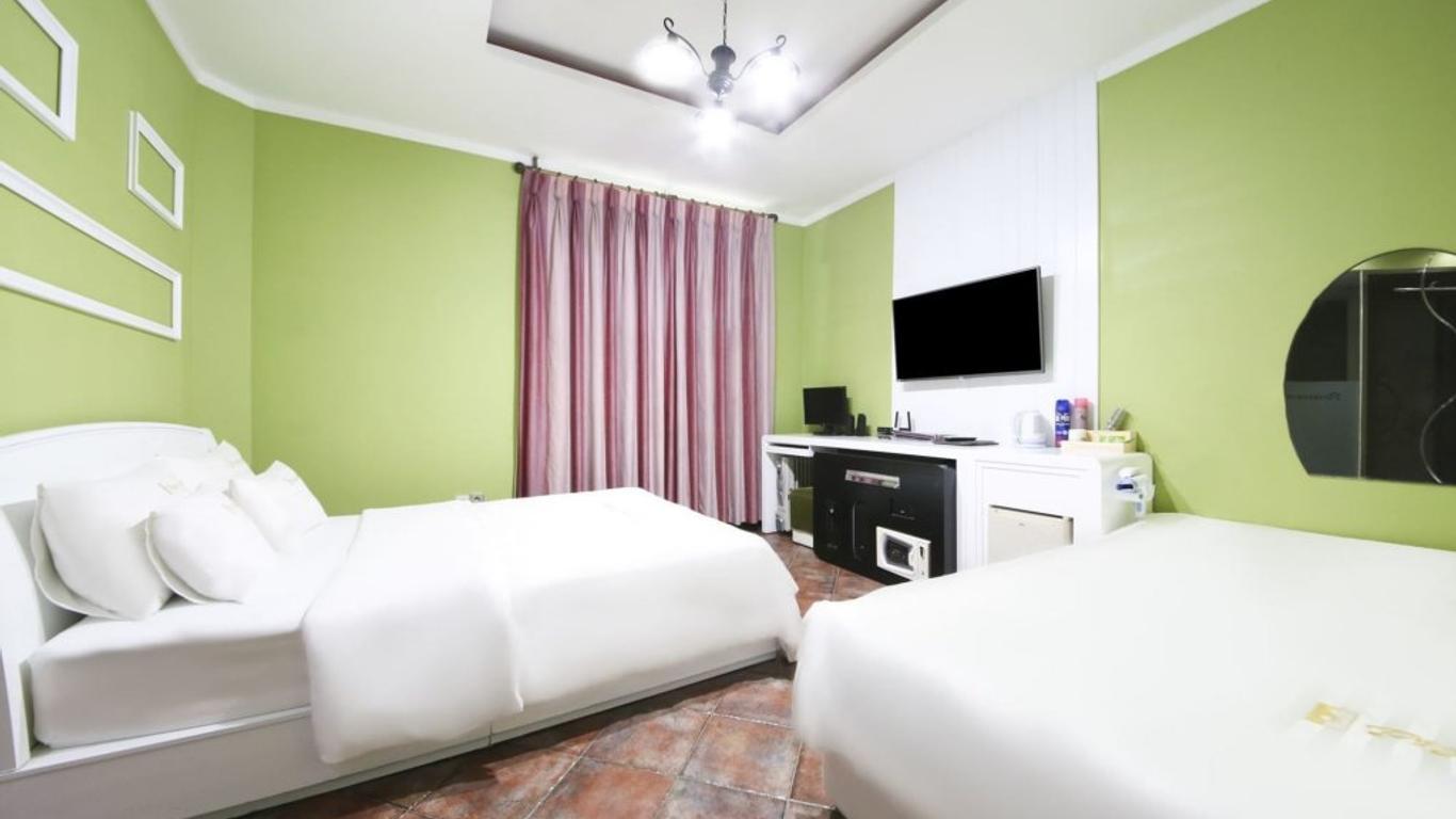 Hotel Picasso