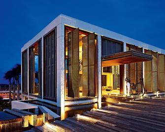 Long Beach Golf & Spa Resort - Belle Mare - Κτίριο