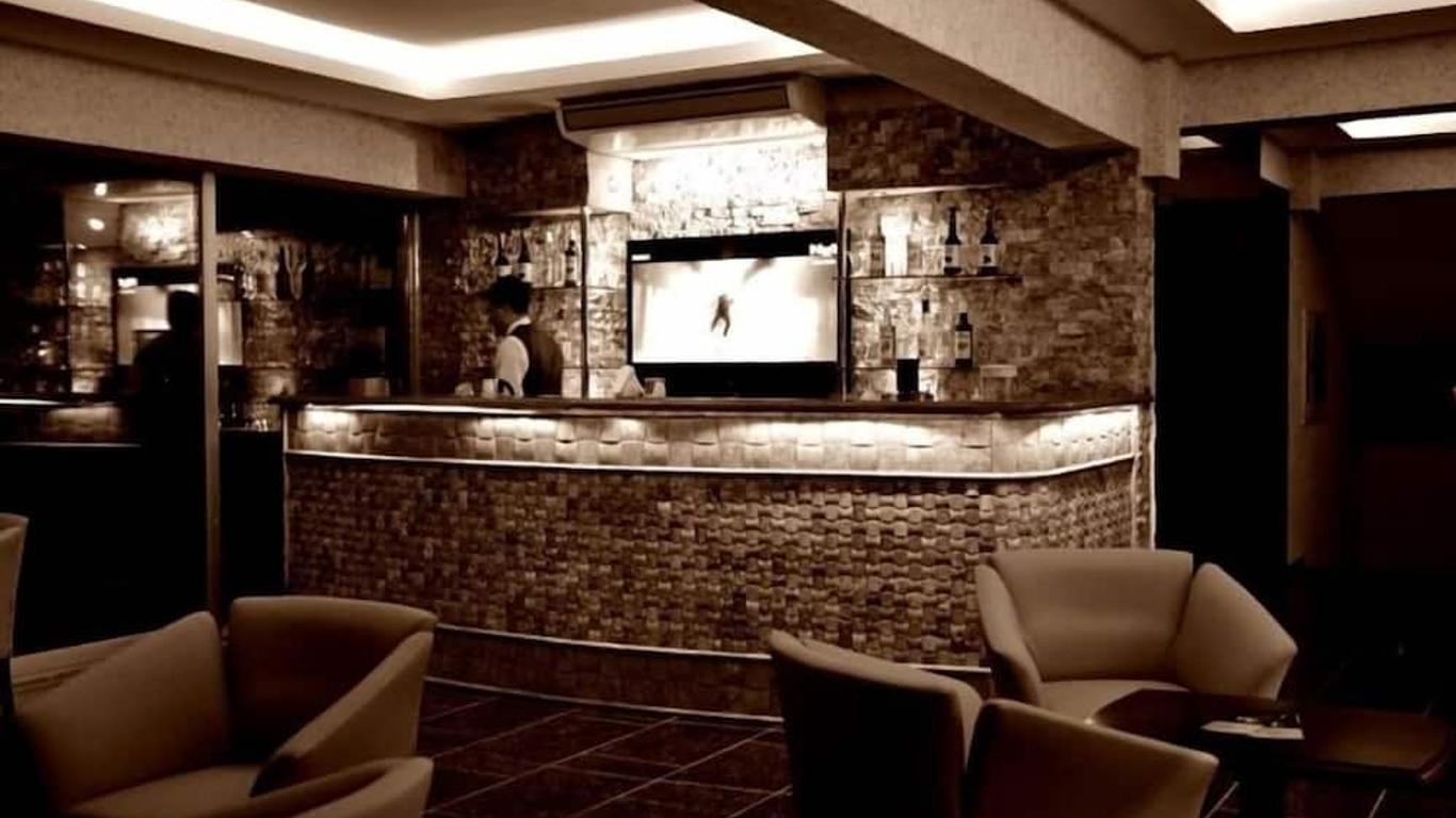 Saadet Grand Boutique & Business Hotel
