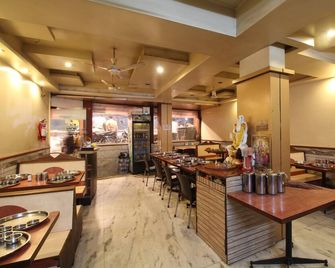 Hotel Shivkrupa - Pune - Restaurante
