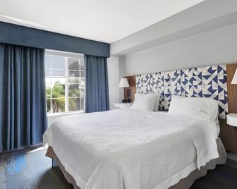 City Express by Marriott Santa Ana/Orange County Airport - Santa Ana - Habitación