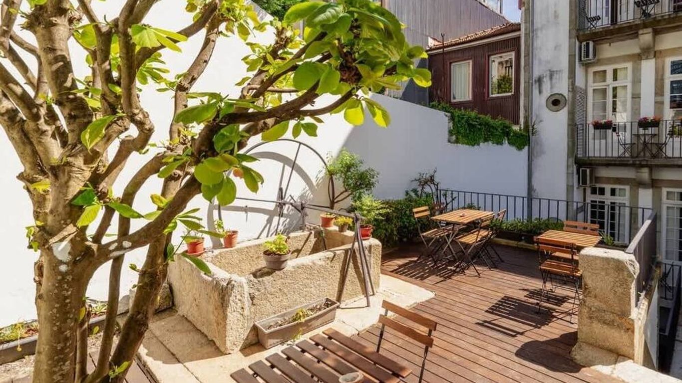 Porto Lounge Hostel & Guesthouse by Host Wise