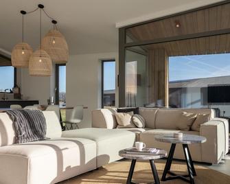 Beautiful holiday home with terrace - Wissenkerke - Soggiorno