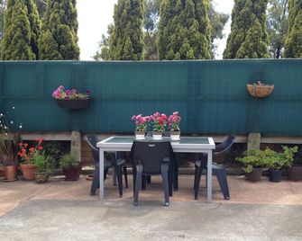 Rippleside Park Motor Inn - Geelong - Patio