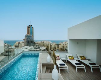 Flamingo Hotel - St. Julian's - Pool