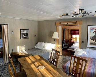 Riverside Cowboy Cabin - Dubois - Eetruimte