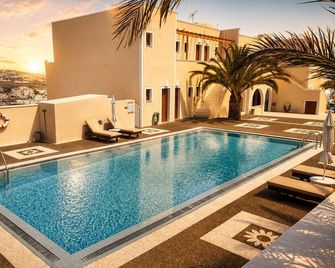Villa Danezis - Mesaria - Pool