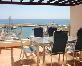 Residencial Marina del Port 33-34 - Calafat - Balcón