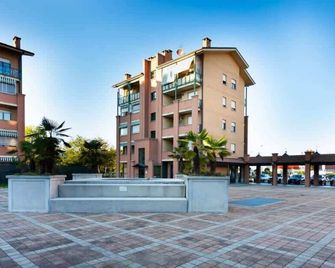 Myhouse Inn Leumann - Affitti Brevi Italia - Collegno - Gebouw