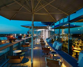 Radisson Blu Hotel, Rostock - Rostock - Bar