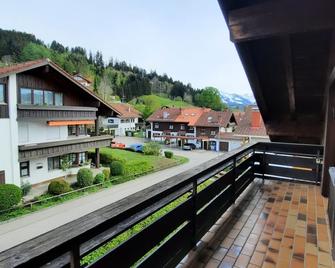Ferienwohnung Hörnleblick - Burgberg - Balcón