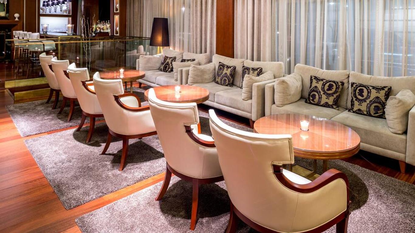 Hotel Century