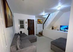 La Colmena Bauan - Self Catering Townhouse Accommodation - Bauan - Living room