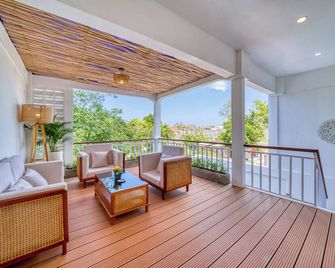 Royal Arkadia Villa Uluwatu managed by Nusantara Hospitality - Denpasar - Balkon