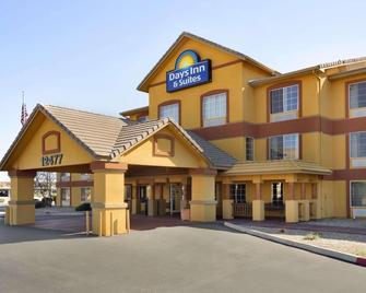 Garner Hotel Phoenix - Surprise - Surprise - Building