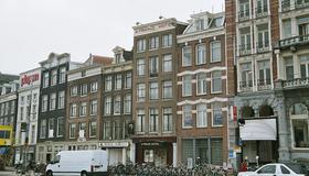 A-Train Hotel - Amsterdam - Bâtiment