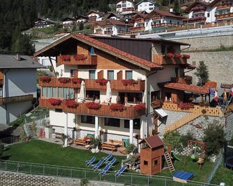 Gasthof Jägerheim - Brixen - Gebäude