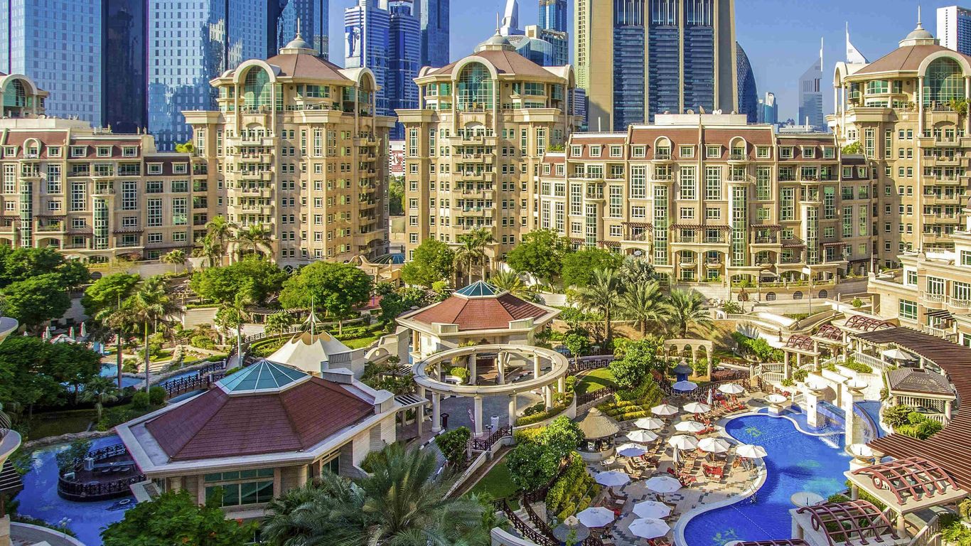 Swissôtel Al Murooj Dubai