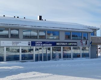 Lofoten Overnatting - Leknes - Leknes - Building