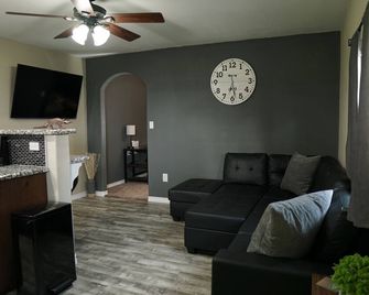 Luxurious Tiny House - Sweeny