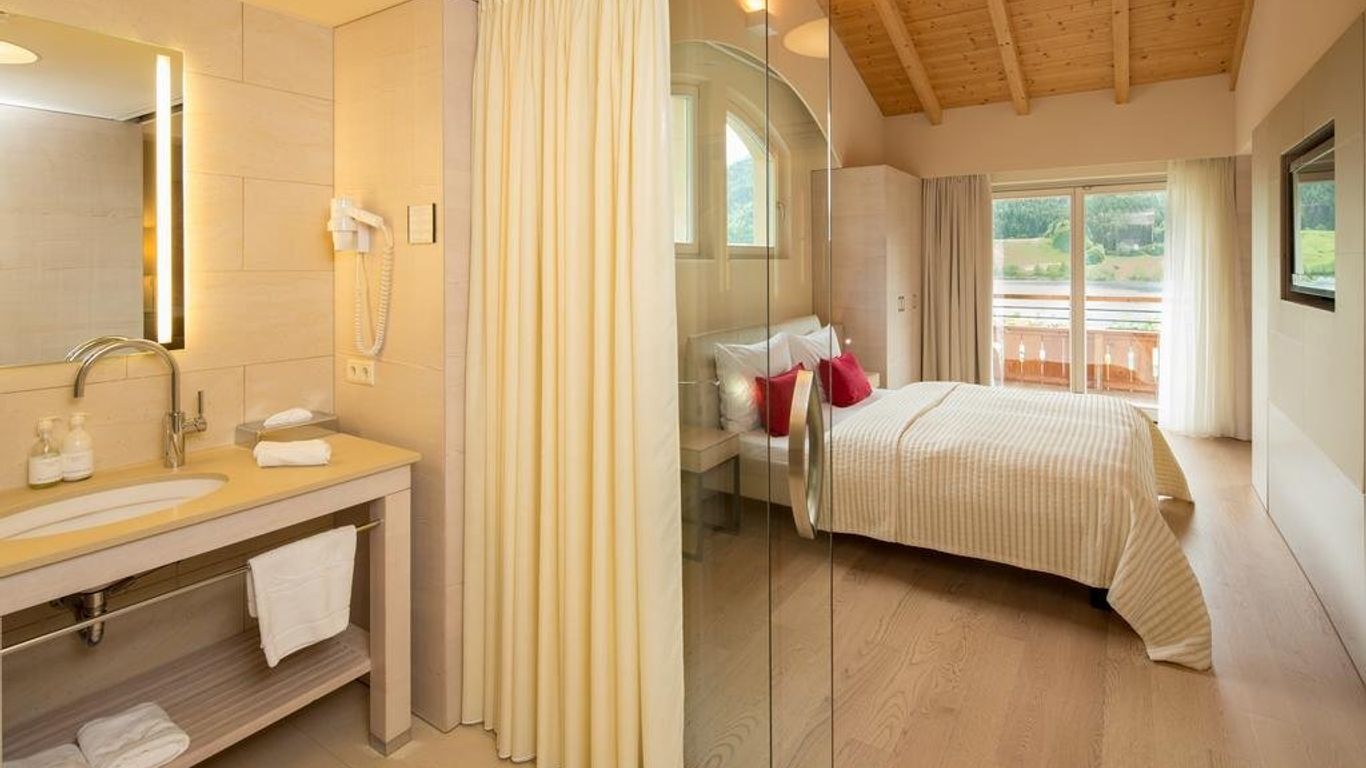 Strandhotel am Weissensee