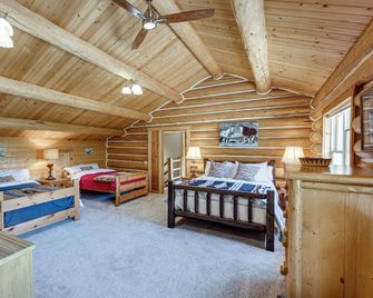 Remote Idaho Mountain Lodge with River Access! - Challis