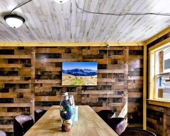 1 Spacious Private Room Dog Friendly Lea - Leadville - Eetruimte