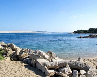 La Rose des Sables by Interhome - Арес - Пляж