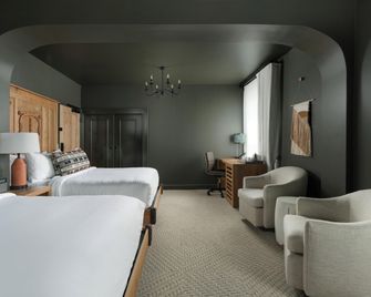 Hotel Santa Barbara - Santa Bárbara