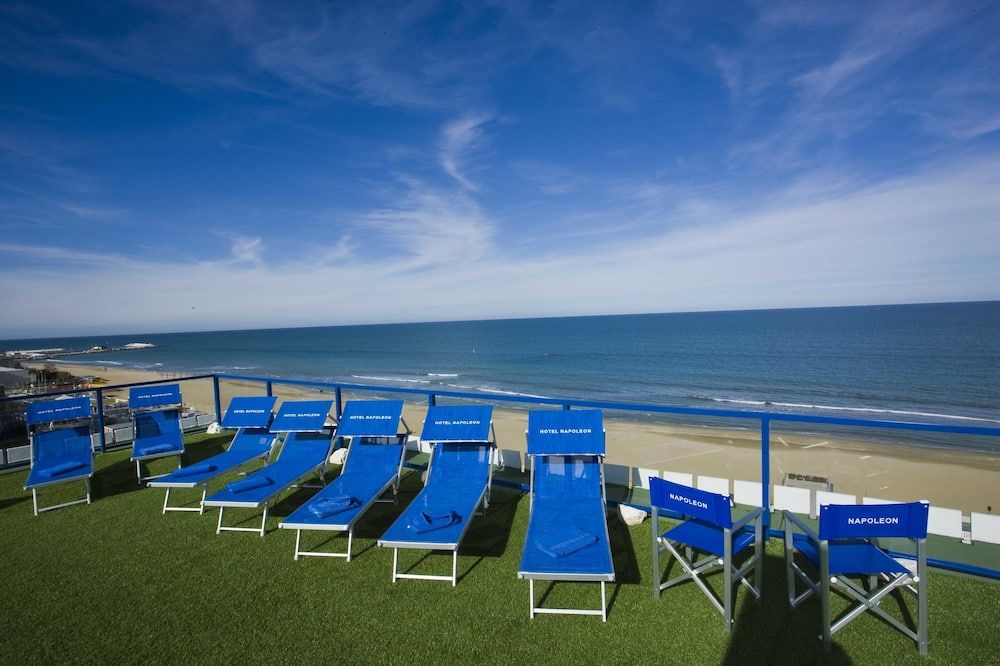 هوتل نابوليون