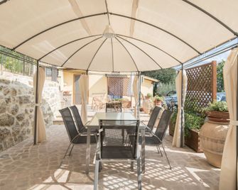 B&B Cantico Delle Creature - Assisi - Patio