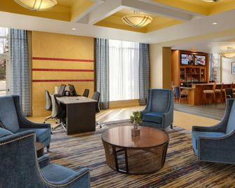 DoubleTree by Hilton Richmond Airport - Richmond - Salónek
