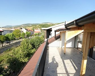 Biond Hotel - Prizren - Balcon