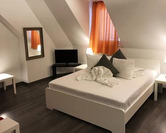 Inside Five City Apartments - Zurich - Chambre