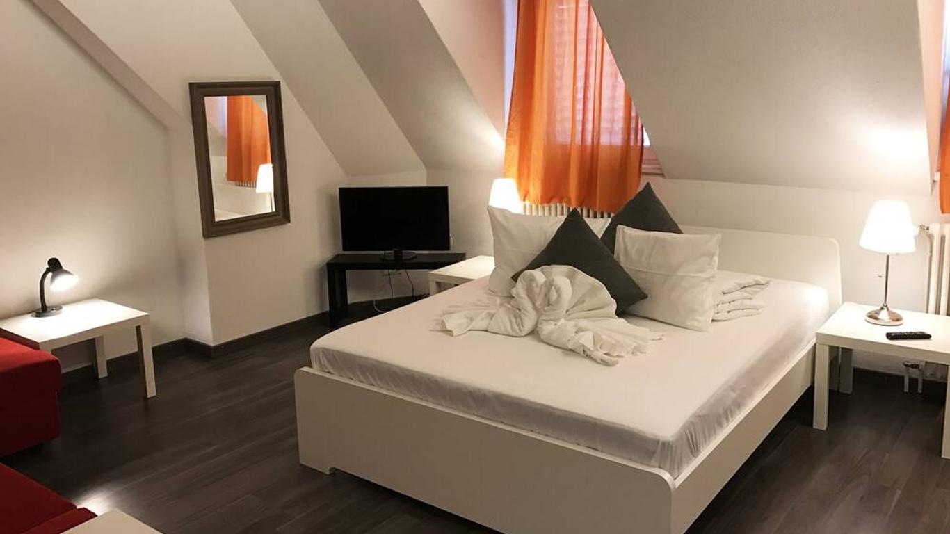 Inside Five - City Apartments