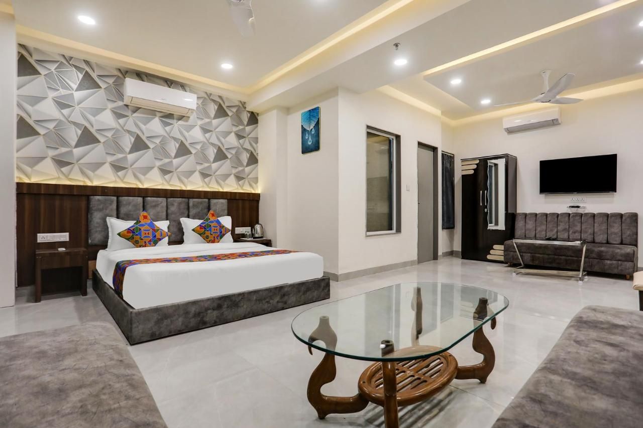 Fabhotel Prime Panchwati Regency thumbnail 3