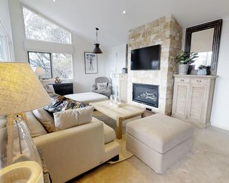 Family Chalet 29 - The Stables Perisher - Perisher Valley - Soggiorno