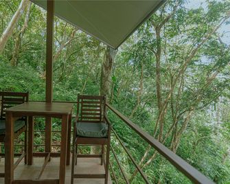 Oasis Diverse Adult Retreat. - Quepos - Balcón