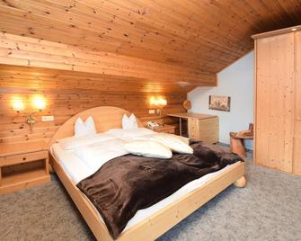 Hotel Chalet Olympia - Welsberg-Taisten - Bedroom