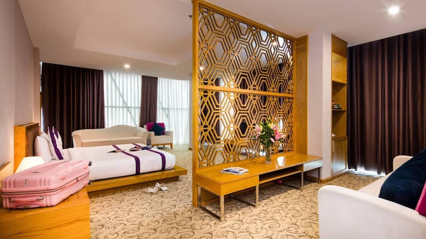 Ttc Hotel Deluxe Airport