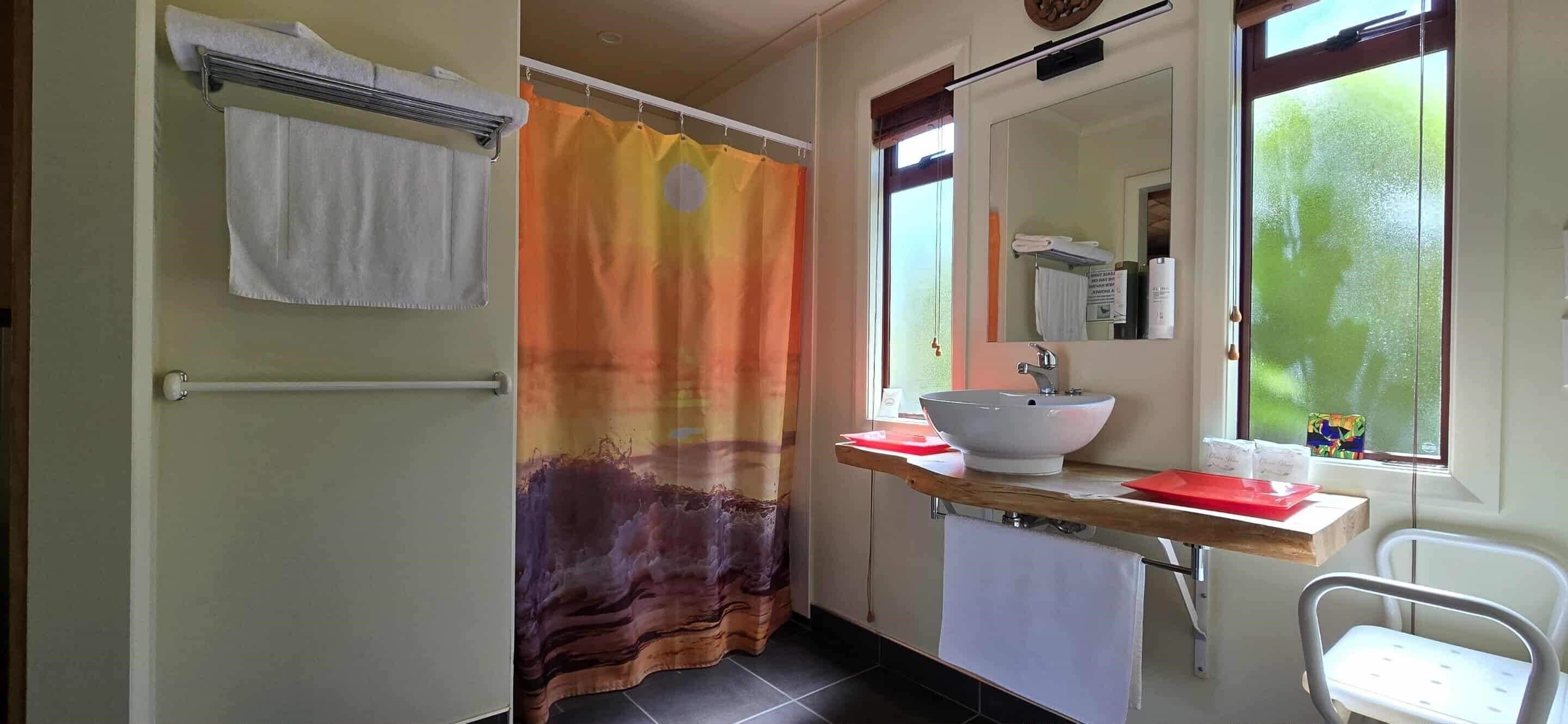 The Rocks Chalets - Takaka
