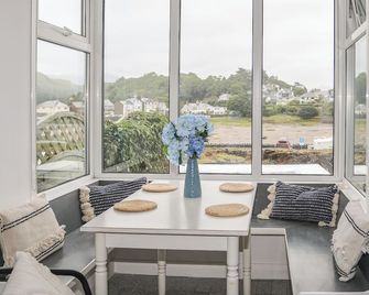 Ivy Cottage - Porthmadog - Dining room