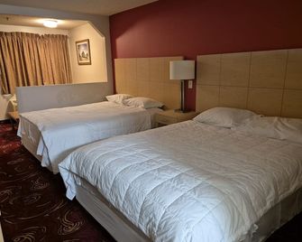 General Bragg Inn & Suites Chickamauga - Chickamauga - Habitación