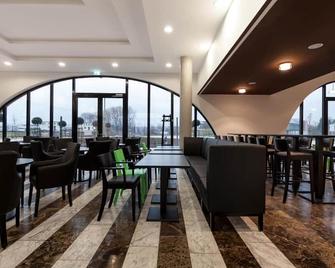 Tobbaccon Hotel - Bensheim - Lounge