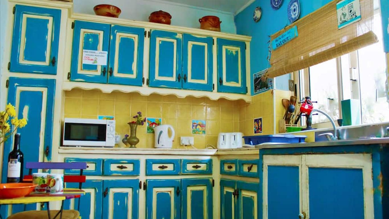 هوستل مالتي