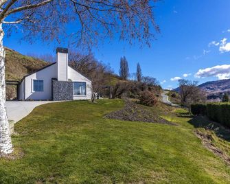 Amazing Winter Escape With Spectacular Views - Lower Shotover - Edificio