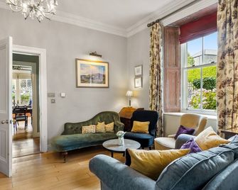 Hill House Clifden - Clifden - Wohnzimmer