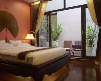 Nam Bo Boutique Hotel - Can Tho - Bedroom