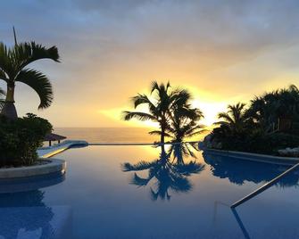 Beach Villa - Cabrera - Pool