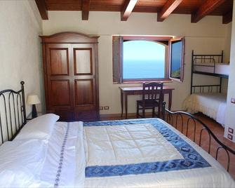 Agunì Agriturismo & Locanda - Palizzi - Bedroom
